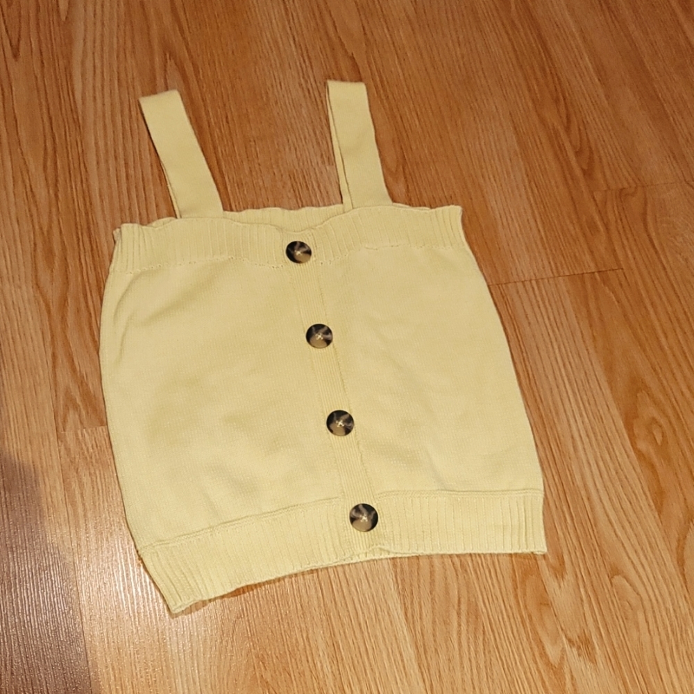 Yellow knitted sleeveless top